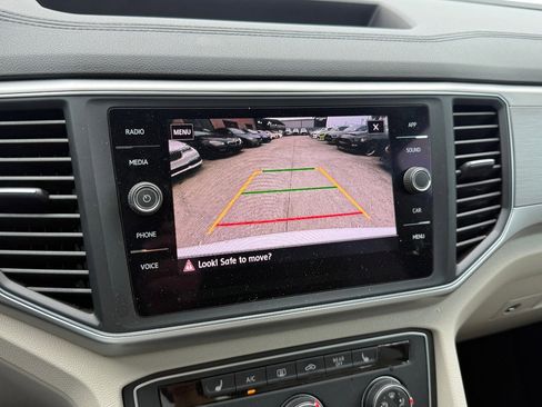 Used 2018 Volkswagen Atlas SE FWD image 30