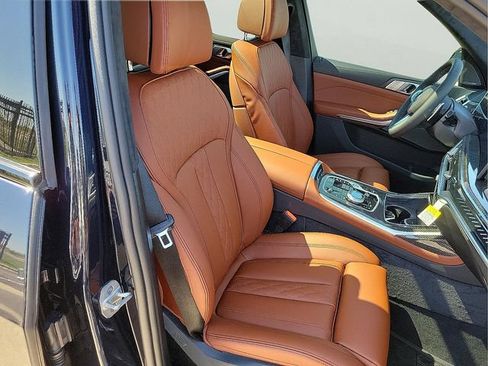 Used 2027 BMW X7 M60i w/ M Sport Professional Package AWD/4WD image 18
