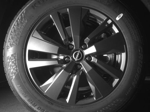 Used 2025 Toyota Corolla LE FWD image 13