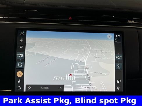 Used 2024 Land Rover Range Rover Long Wheelbase SE image 6