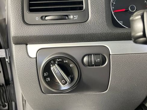 Used 2009 Volkswagen GTI 4-Door FWD image 14
