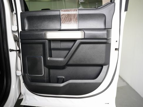 Used 2019 Ford F350 Lariat w/ Lariat Ultimate Package image 42