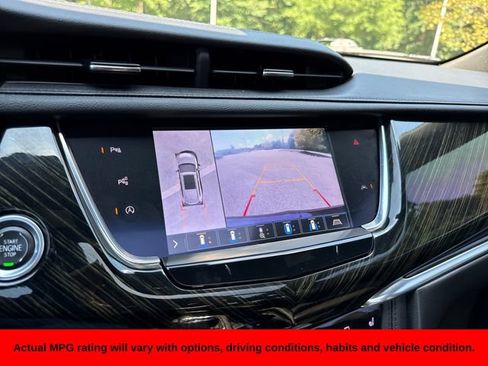 Used 2020 Cadillac XT6 Premium Luxury FWD image 18