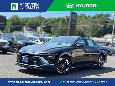 Certified 2025 Hyundai Sonata SEL FWD image 1