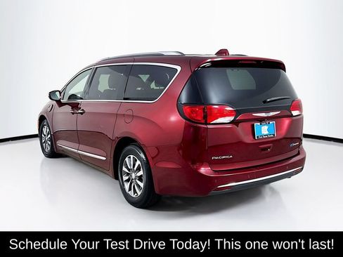Used 2020 Chrysler Pacifica Limited FWD image 5
