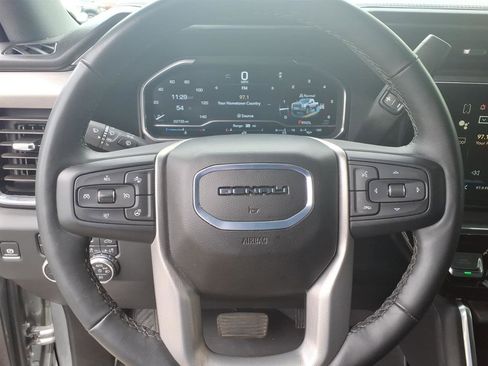 Used 2024 GMC Sierra 2500 Denali w/ Denali Reserve Package AWD/4WD image 8