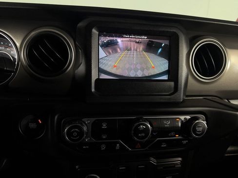 Used 2023 Jeep Wrangler Sport AWD/4WD image 19