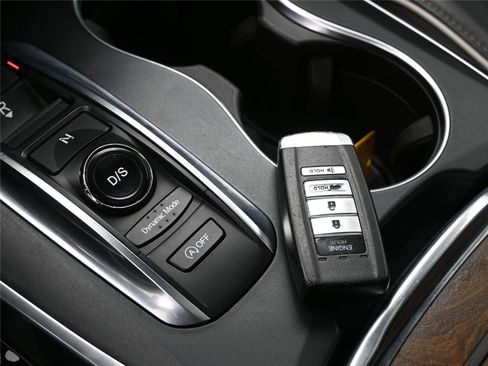 Used 2018 Acura MDX w/ Advance & Entertainment image 5