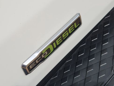 Used 2022 Jeep Gladiator Overland w/ Popular Equipment Package image 16