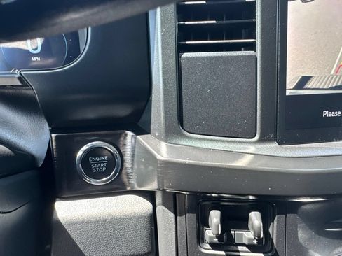 Used 2023 Ford F250 Lariat w/ Chrome Package AWD/4WD image 21
