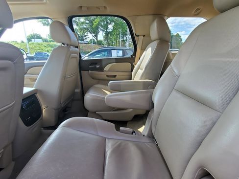 Used 2014 Chevrolet Tahoe LTZ AWD/4WD image 5