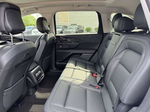New 2026 Lincoln Nautilus Premier w/ Equipment Group 102A AWD/4WD image 9