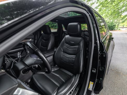 Used 2018 Cadillac XT5 Platinum AWD/4WD image 14
