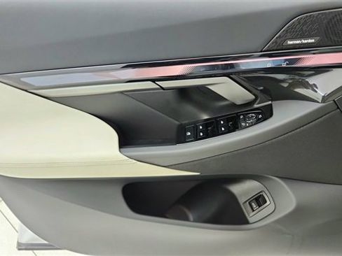 Used 2026 BMW 540i xDrive image 35