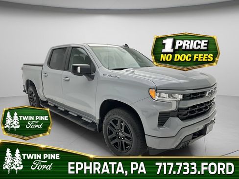 Used 2025 Chevrolet Silverado 1500 RST w/ Convenience Package II AWD/4WD image 1