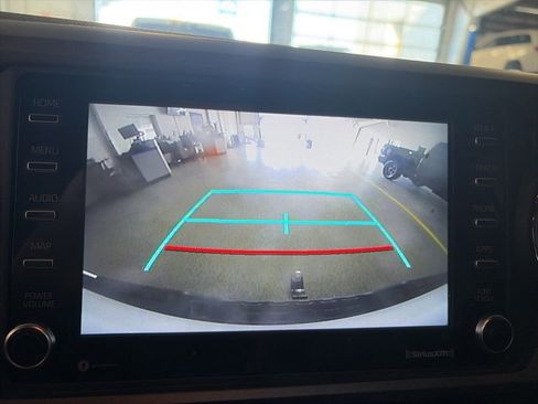 Used 2023 Toyota Tacoma TRD Sport image 9