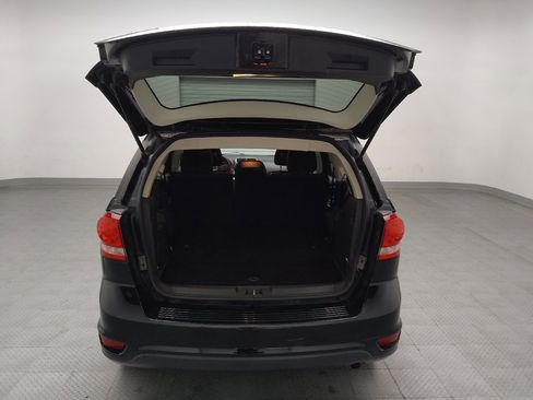 Used 2019 Dodge Journey SE w/ Blacktop Package FWD image 29