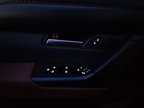 Used 2025 MAZDA CX-50 Meridian Edition w/ Apex Package image 11