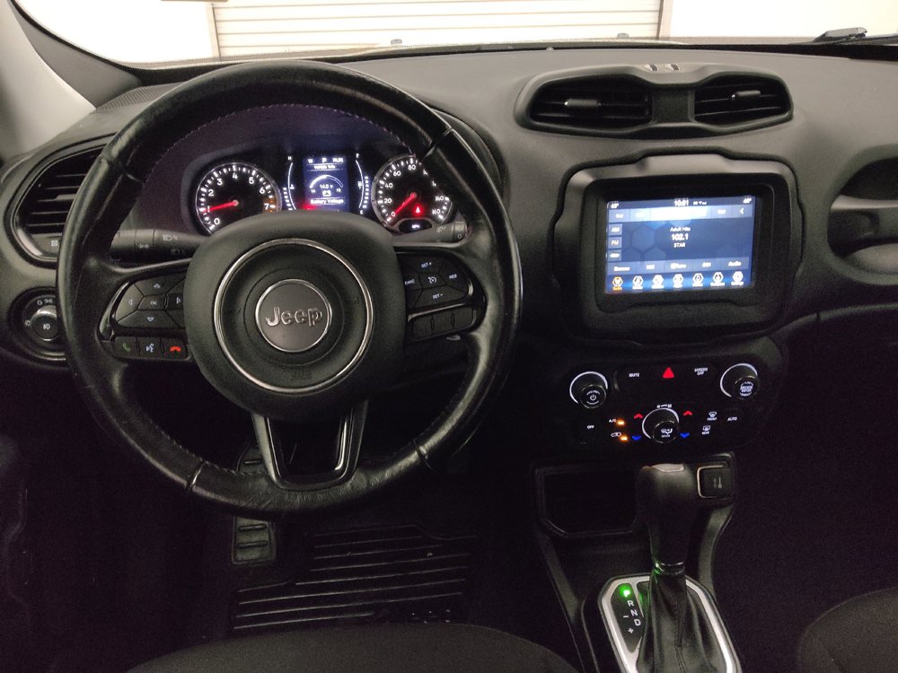Used 2020 Jeep Renegade Altitude FWD image 22