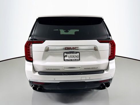 Used 2021 GMC Yukon XL Denali w/ Denali Premium Package AWD/4WD image 5
