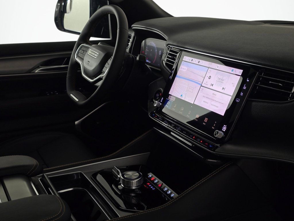 New 2026 Jeep Grand Wagoneer 4WD image 51