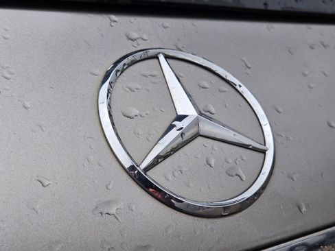 Used 2020 Mercedes-Benz GLE 350 4MATIC image 21