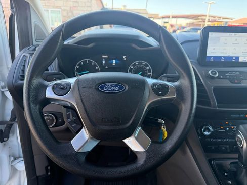Used 2022 Ford Transit Connect XL image 19