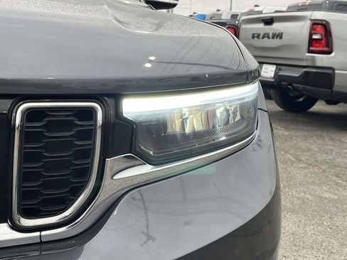 Used 2021 Jeep Grand Cherokee L Limited image 9