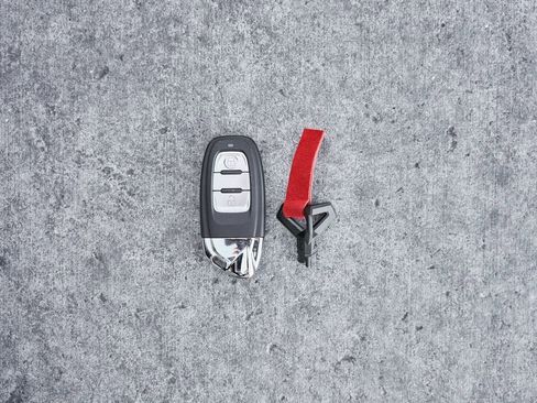 Used 2023 Lamborghini Huracan STO image 79