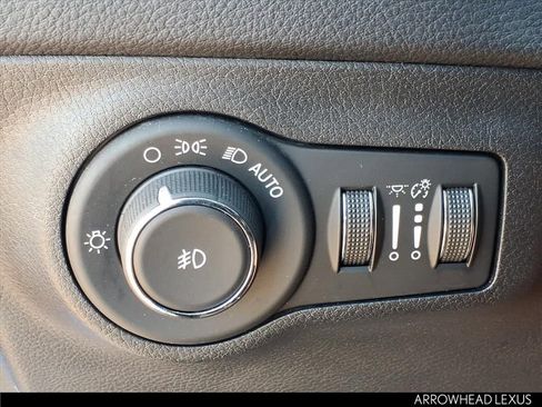 Used 2018 Jeep Compass Trailhawk w/ Navigation Group image 42