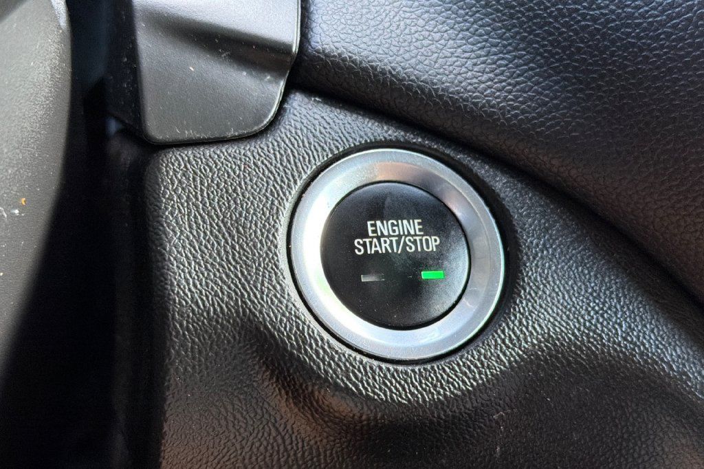 Used 2020 Chevrolet Equinox LT AWD/4WD image 20