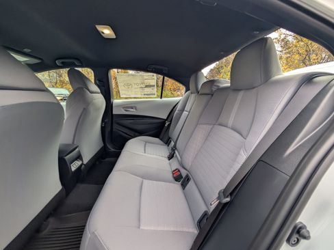 New 2026 Toyota Corolla SE image 26