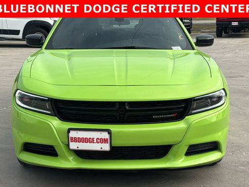 Used 2023 Dodge Charger SXT image 2