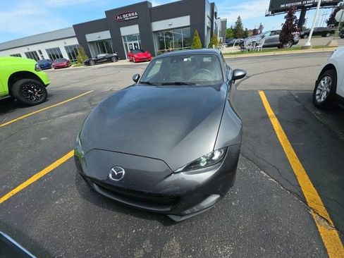 Used 2019 MAZDA MX-5 Miata RF Grand Touring RWD image 3