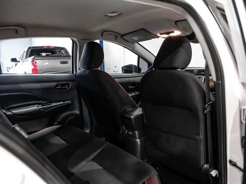 Used 2020 Nissan Versa SR w/ Convenience Package FWD image 34