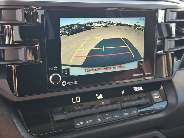 Used 2023 Toyota Tundra SR AWD/4WD image 18