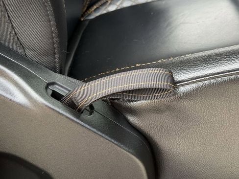 Used 2021 Jeep Wrangler Unlimited Sahara image 31