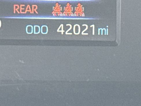 Used 2022 Toyota Tundra SR5 w/ Convenience Package image 27