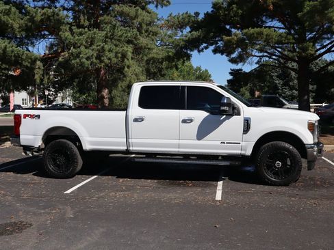 Used 2019 Ford F250 XLT w/ XLT Premium Package AWD/4WD image 3