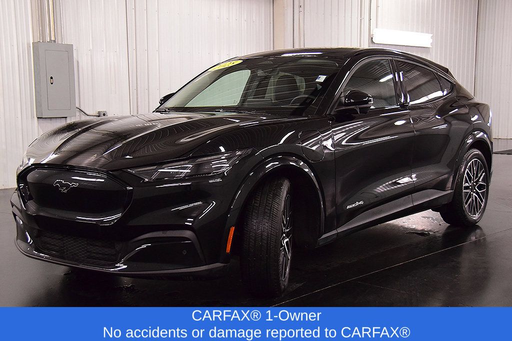 Used 2025 Ford Mustang Mach-E Premium AWD/4WD image 3