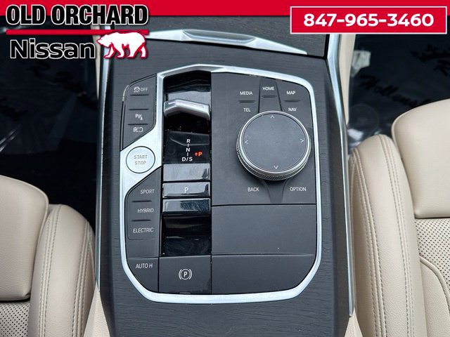 Used 2023 BMW 330e xDrive w/ Driving Assistance Package AWD/4WD image 19