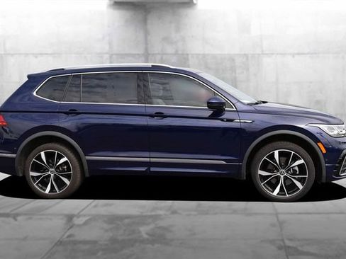 Used 2023 Volkswagen Tiguan SEL R-Line AWD/4WD image 5