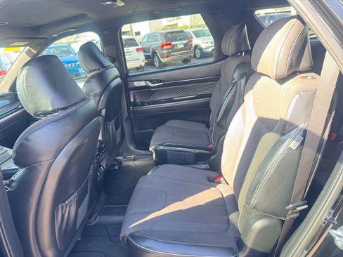 Used 2025 Hyundai Palisade Calligraphy image 25