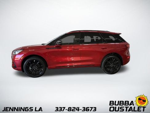 Used 2025 Lincoln Corsair Premiere w/ Equipment Group 101A image 2