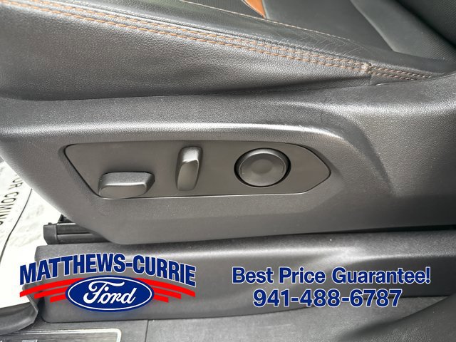 Used 2024 GMC Sierra 2500 AT4 w/ AT4 Premium Plus Package AWD/4WD image 6