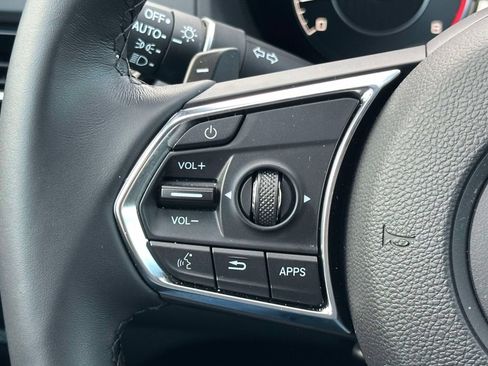 Used 2025 Acura RDX SH-AWD image 22