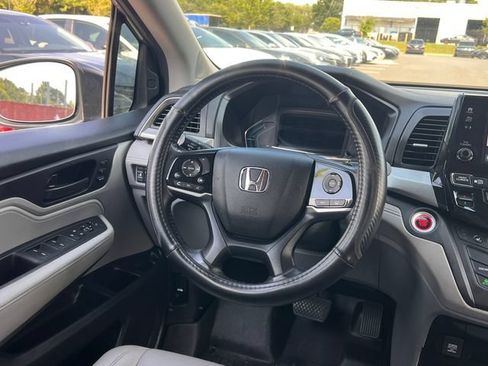Used 2019 Honda Odyssey EX-L image 17