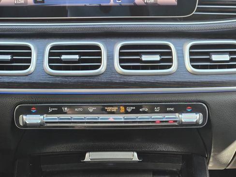 Used 2025 Mercedes-Benz GLE 350 4MATIC image 24