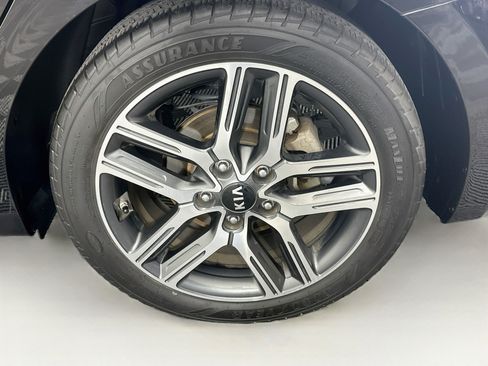 Used 2019 Kia Forte S FWD image 11