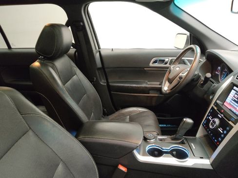Used 2014 Ford Explorer Sport w/ Equipment Group 401A AWD/4WD image 21